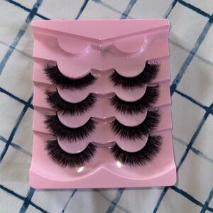 Women’s brand new full strip dramatic false wispy lashes makeup eyelashes falsie